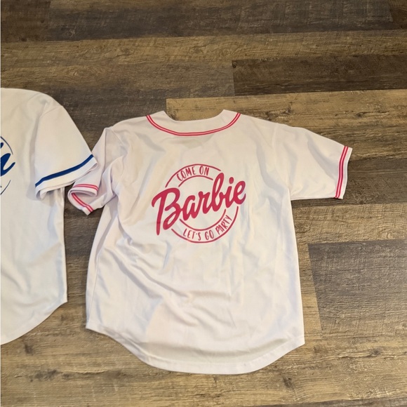 Barbie Women’s White and Pink Baseball Jersey perfect for Halloween Medium - Picture 2 of 5